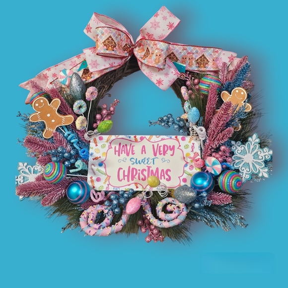 Candyland Christmas wreath - Picture 7 of 14